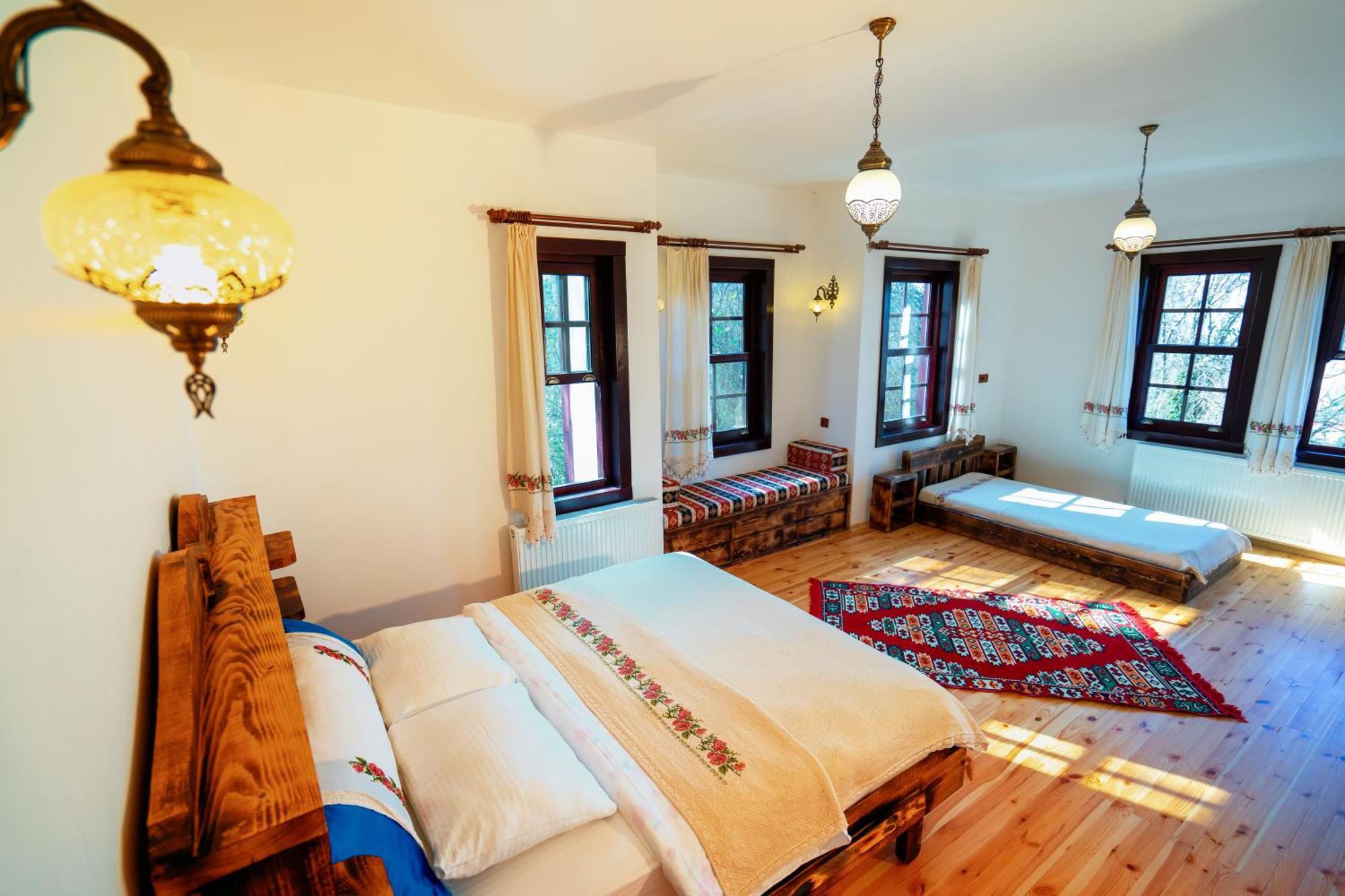 Ibrahim Aga Konagi Hotel Kartepe Bagian luar foto
