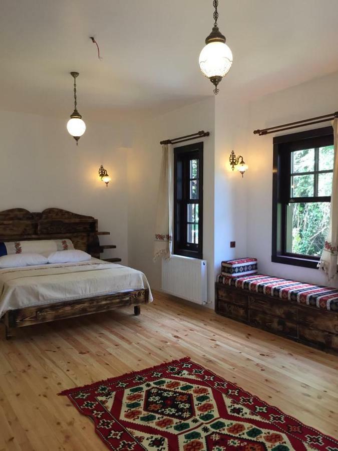 Ibrahim Aga Konagi Hotel Kartepe Bagian luar foto