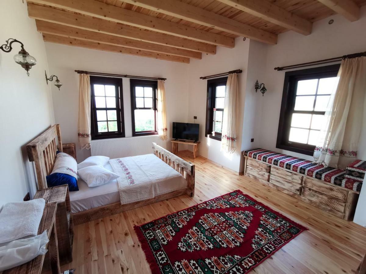 Ibrahim Aga Konagi Hotel Kartepe Bagian luar foto