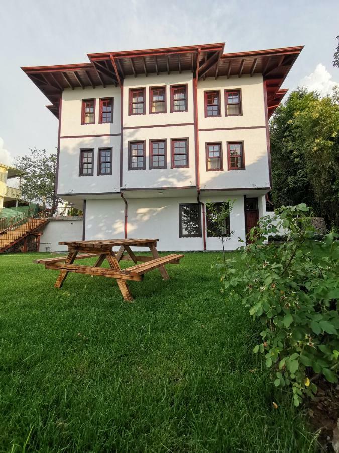 Ibrahim Aga Konagi Hotel Kartepe Bagian luar foto